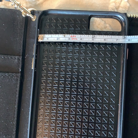 Rebecca Minkoff Magnetic Floral Iphone Clutch Case - Picture 13 of 13